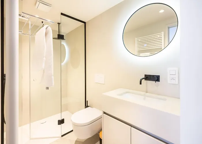 Huswell - Stylish Duplex With Premium Materials In Center 根特