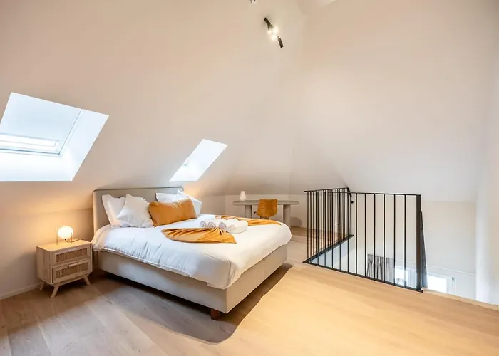 公寓 Huswell - Stylish Duplex With Premium Materials In Center