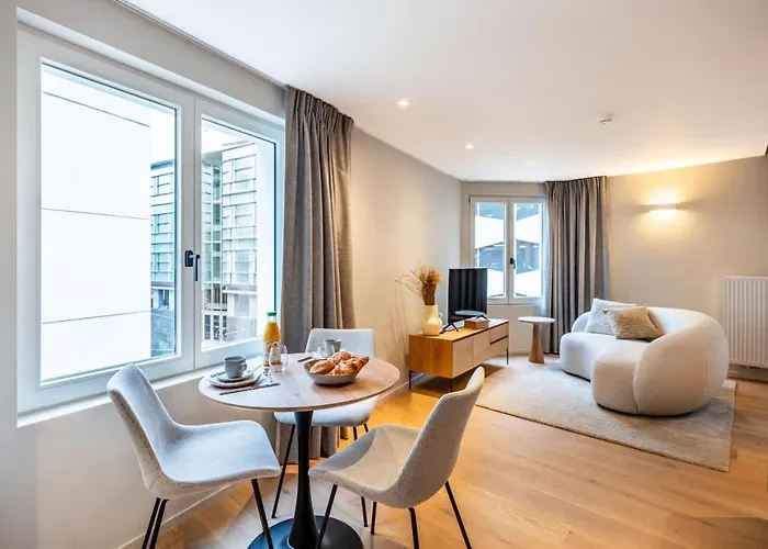 Huswell - Stylish Duplex With Premium Materials In Center * 根特